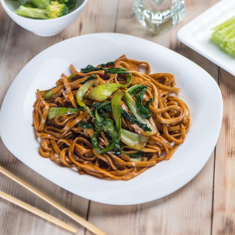 Лапша сайт. Приготовление лапши домашней. Чиз рамен доширак. Лагман удон. Удон лапша яичная лапша.