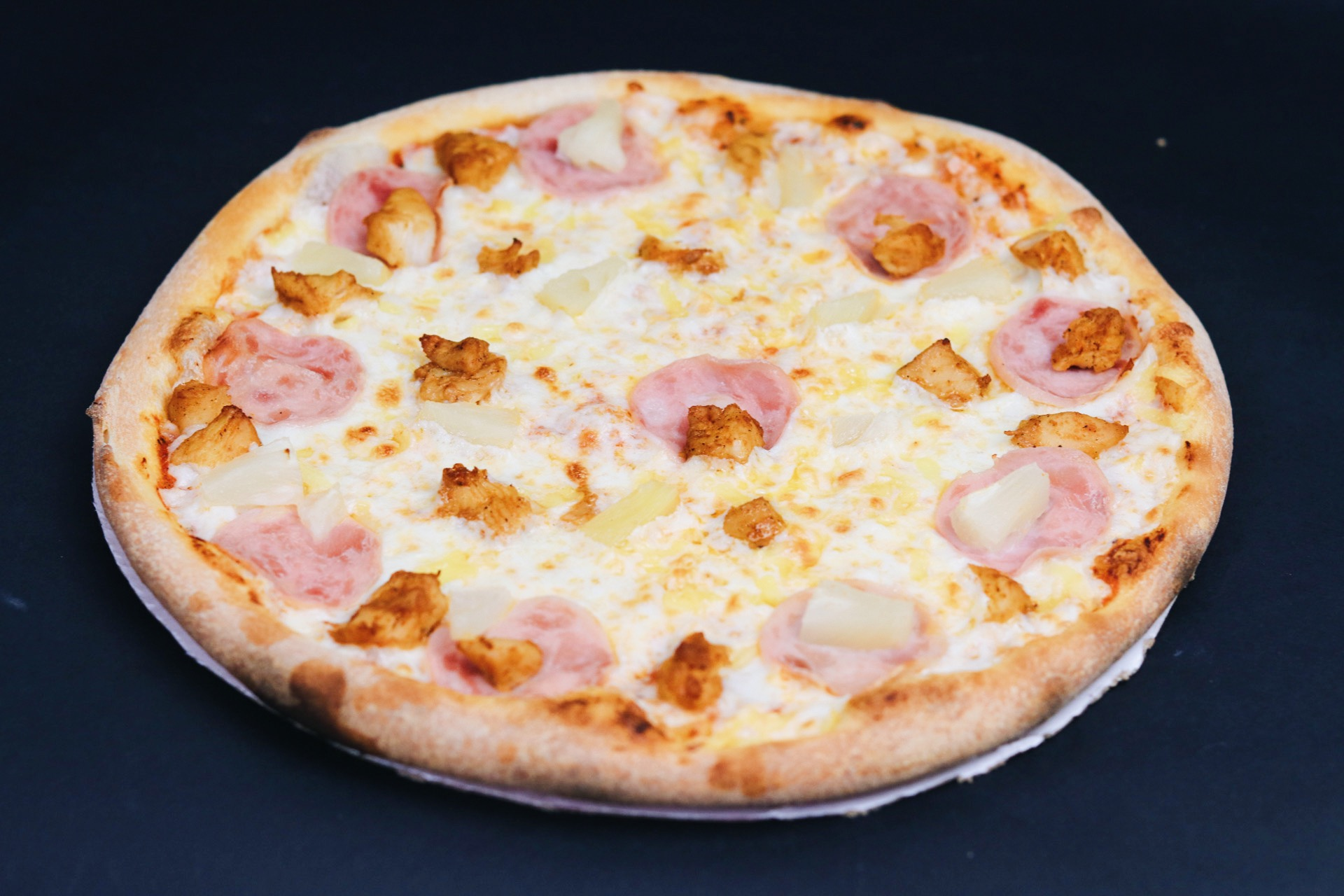 сколько калорий в пицце гавайская 1 кусок фото 43