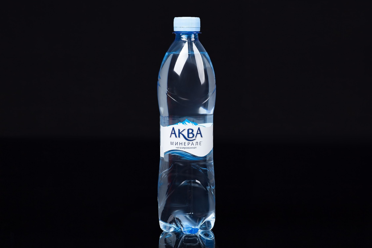 Аква черный. Минеральная вода Aqua minerale. Аква Минерале 0.5 газированная. Вода миниральная "Аква Минерале" газированнная 0.5л. Аква-Минерале (с газом) 500.