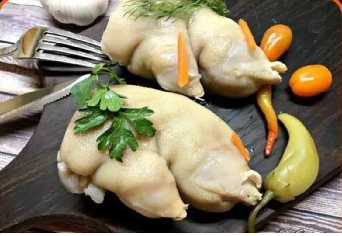 Армянское блюдо можож. Армянское блюдо можож. Свиные ножки маринованные можож. Можож из свиных. Армянский можож.