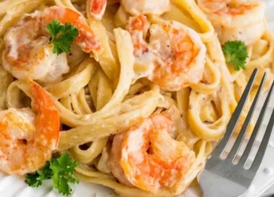 фетучини с креветками в сливочном соусе. фетучини с морепродуктами в сливочном. фетучини с морепродуктами в сливочном. фетучини с креветками в сливочном соусе. фетучини с морепродуктами в сливочном.