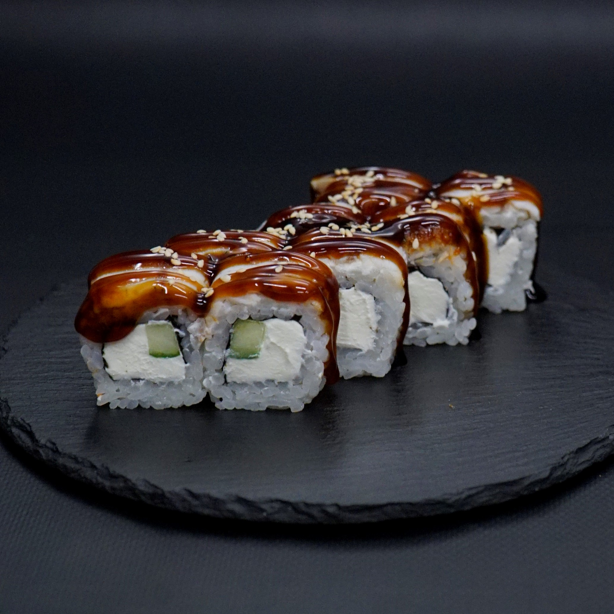 японские люди. смешной японец. местный японец. японец улыбается. местный японец.